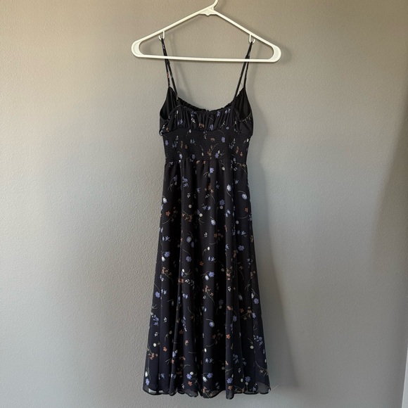 ARITZIA DRESS - Picture 3 of 6